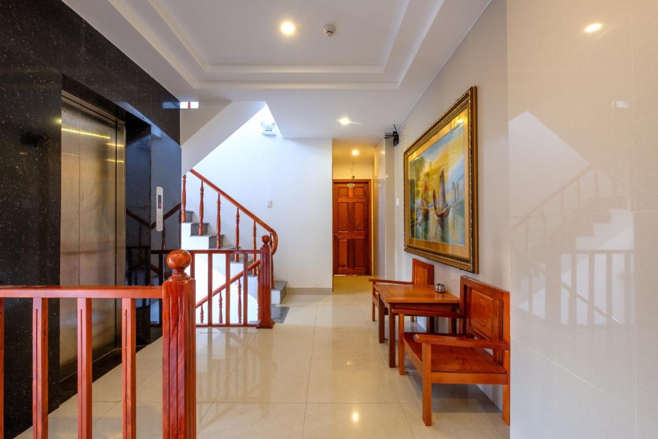 Oyo 118 Dubai Hotel 岘港 外观 照片